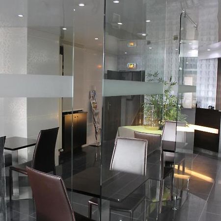 Hotel The Originals Du Grand Monarque Nantes Gare Exterior photo