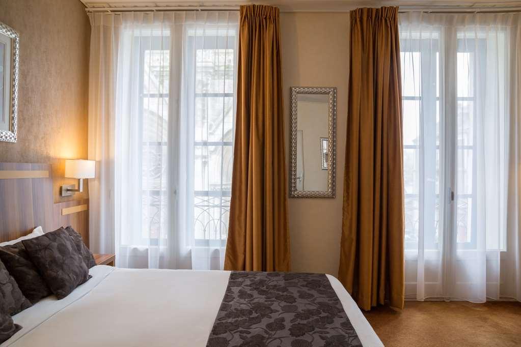 Hotel The Originals Du Grand Monarque Nantes Gare Room photo